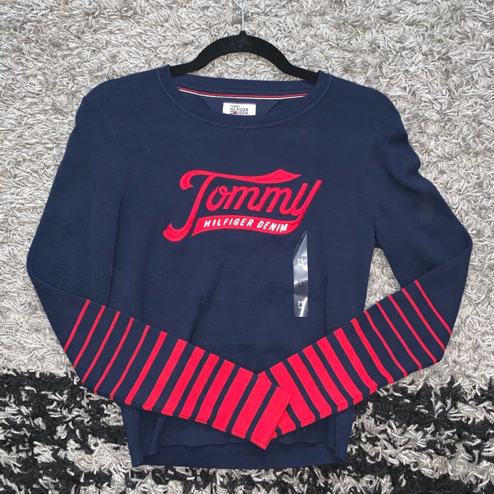 NWT Tommy Hilfiger cropped long sleeve
